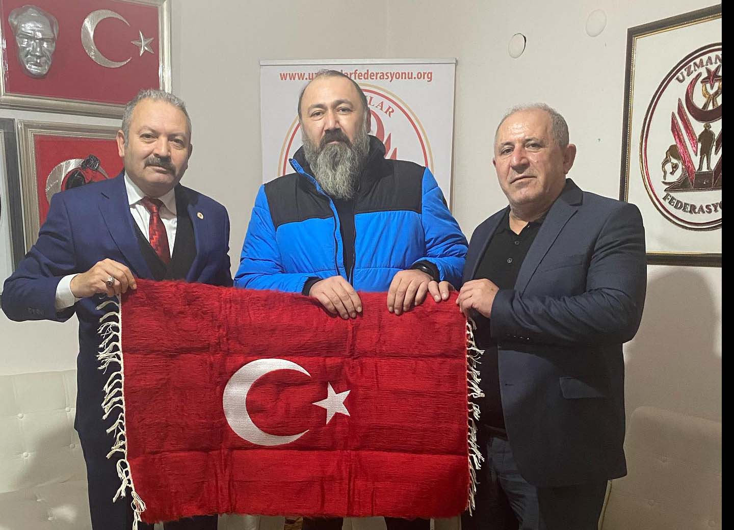 Türk Silahlı Kuvvetlerinde yıllarca hizmet eden değerli Komutanlarımız Taner Baş(@specialist1998 ) ve Suat Kündeş’i Uzmanlar Federasyonumuzda ağırladık.