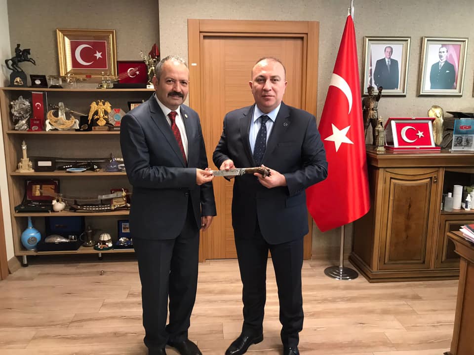 MHP İSTANBUL MİLLETVEKİLİ SAYIN İZZET ULVİ YÖNTER İ MAKAMINDA UZMAN ÇAVUŞLARLA ILGİLİ İSTŞAREDE BULUNDUK