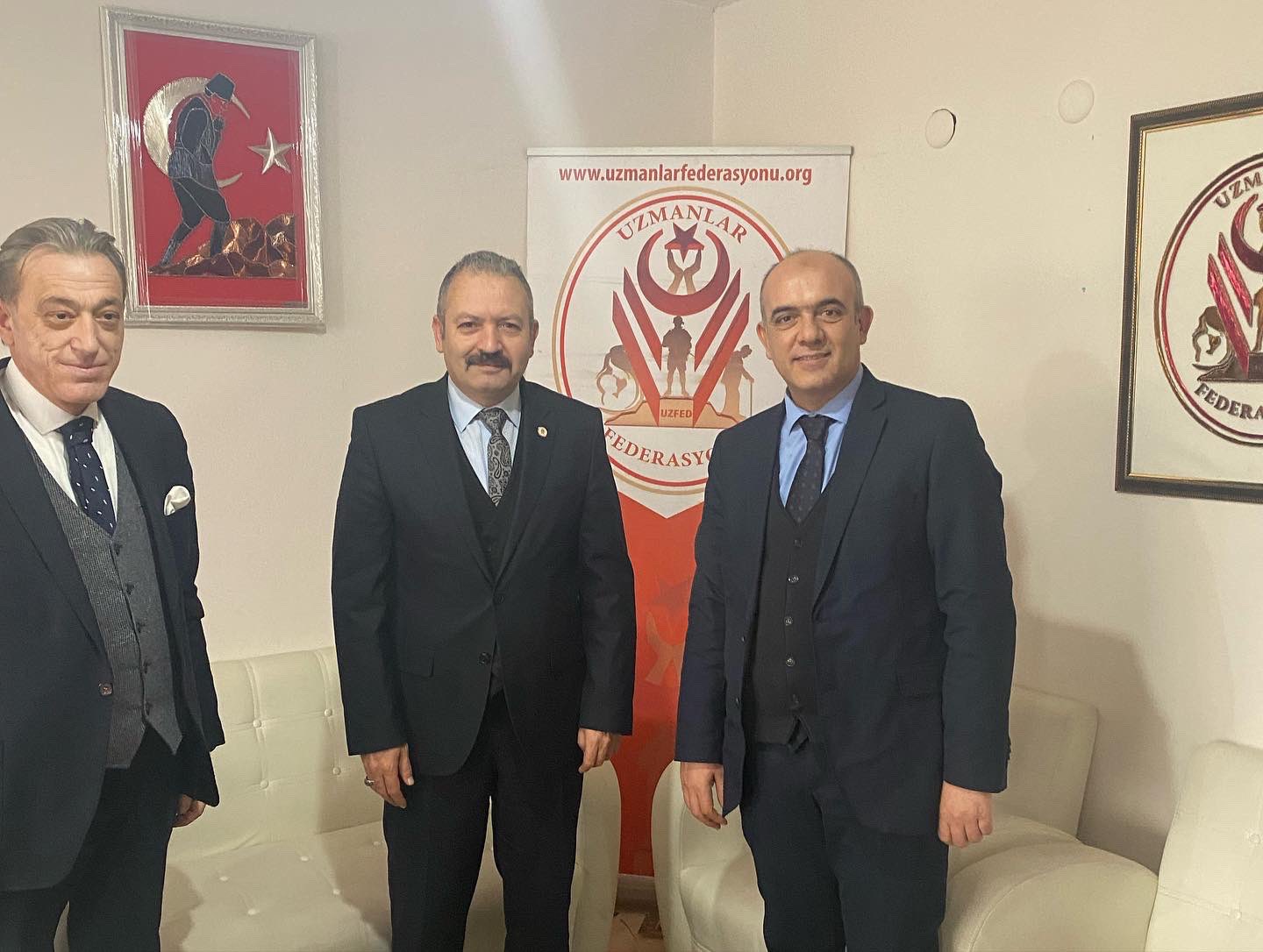 SN İBRAHİM GÖKDEMİR @REDAKTORHABER DEN GAZETECİ YAZAR VE ÇAY TV ANKARA TEMSİLCİSİ GAZETECİ YAZAR SN.İBRAHİM EKSİLMEZ UZMANLAR FEDERASYONUMUZU ZİYARET LERİ
