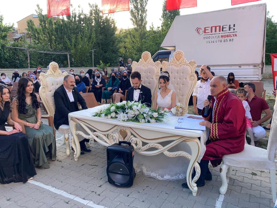 UZMAN ÇAVUŞ KARDEŞİMİZİN DÜĞÜNÜNE KATILIM SAĞLADIK