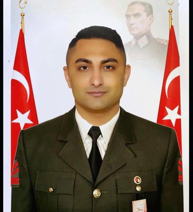Piyade Uzman Çavuş Osman Oktay, kaldırıldığı hastanede yapılan tüm müdahalelere rağmen şehit oldu.