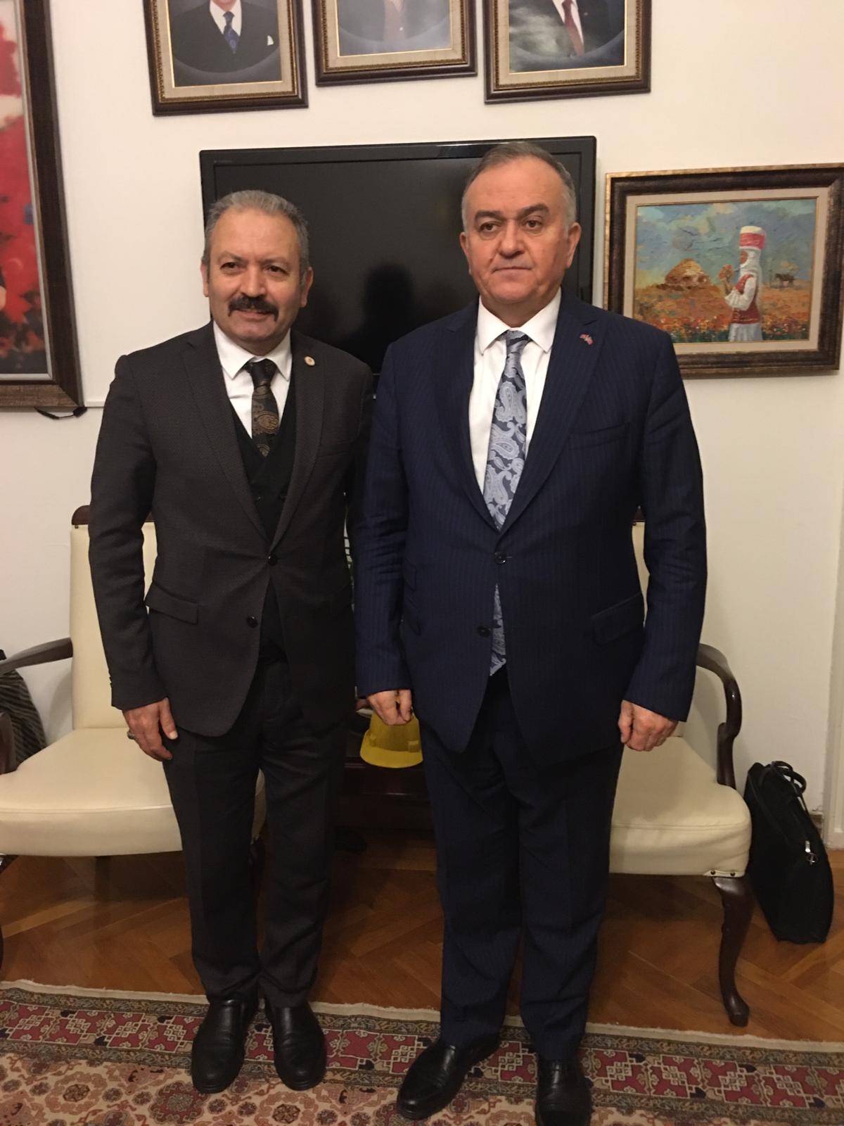 Sayın @MHP_Bilgi Grup Başkanvekili Erkan Akçay Başkanımıza bu mücadelede bizlere verdiği emsalsiz destekten dolayı camia adına teşekkür ederim