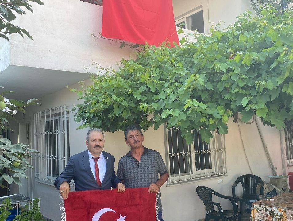 25 Temmuzda Pençe Yıldırım harekatında şehit olan P.Uzm.çvş. Remzi Nişan ın ailesini ziyaret
