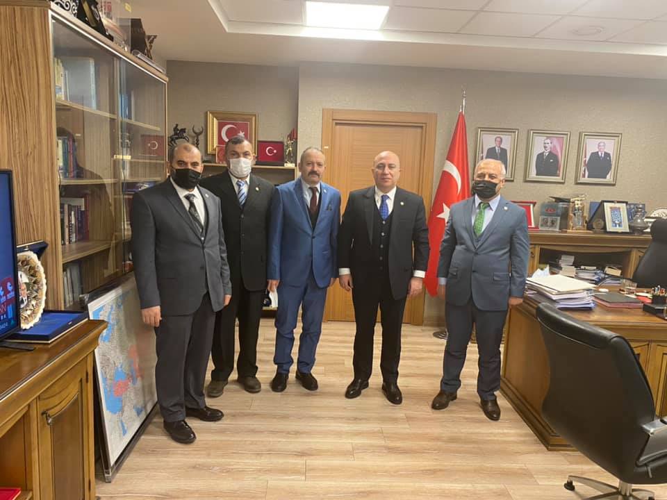 MHP İSTANBUL MİLLETVEKİLİ SAYIN İZZET ULVİ YÖNTER İ MAKAMINDA UZMAN ÇAVUŞLARLA ILGİLİ İSTŞAREDE BULUNDUK